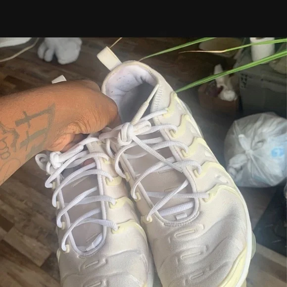 Size 11 worn once good condition - Picture 3 of 3